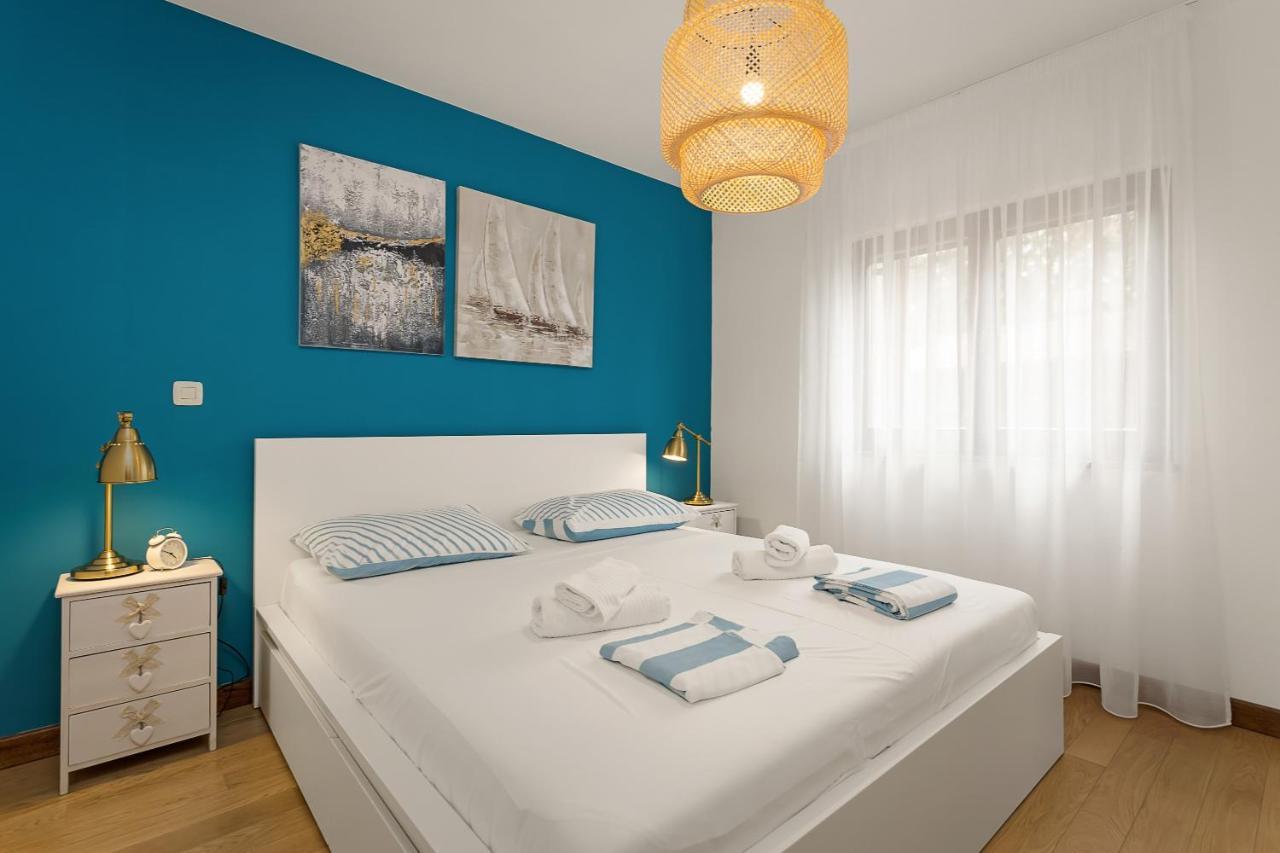Apartments Cesare With Shared Pool Ližnjan Buitenkant foto